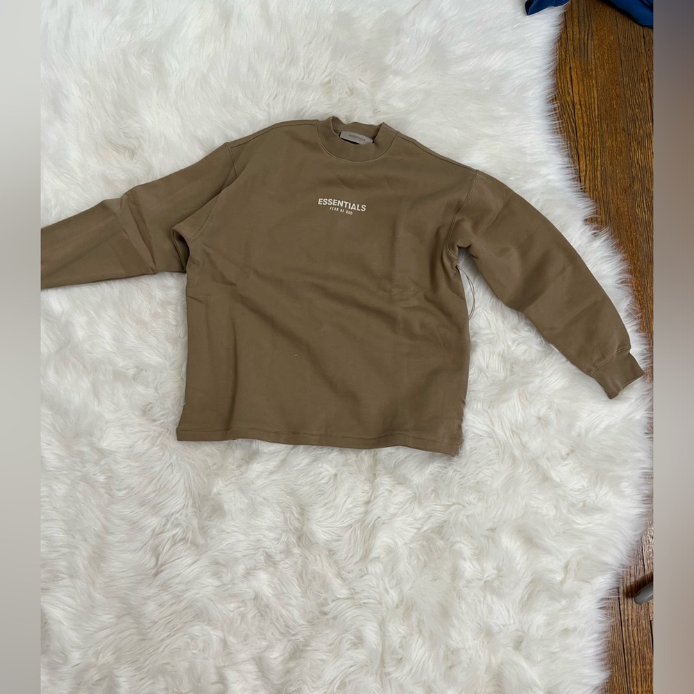 FEAR OF GOD ESSENTIALS
Tan Cotton Sweatshirt
